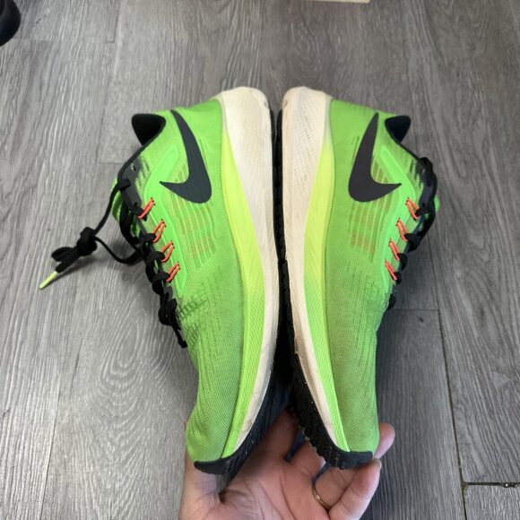 Nike Mens Air Zoom Pegasus 39 DZ4776-343 Green Running Shoes Sneakers Size 11